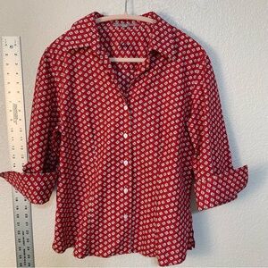 Foxcroft fitted red with cotton pattern fabric.